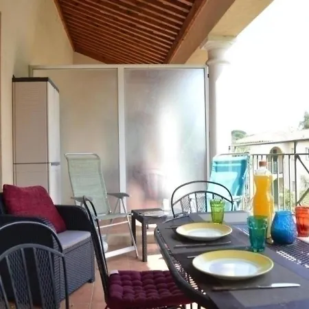 Apartment Domaine De Figuiere Lägenhet
