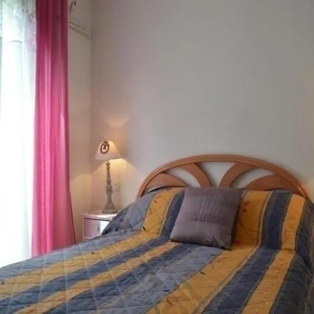 Apartment Domaine De Figuiere